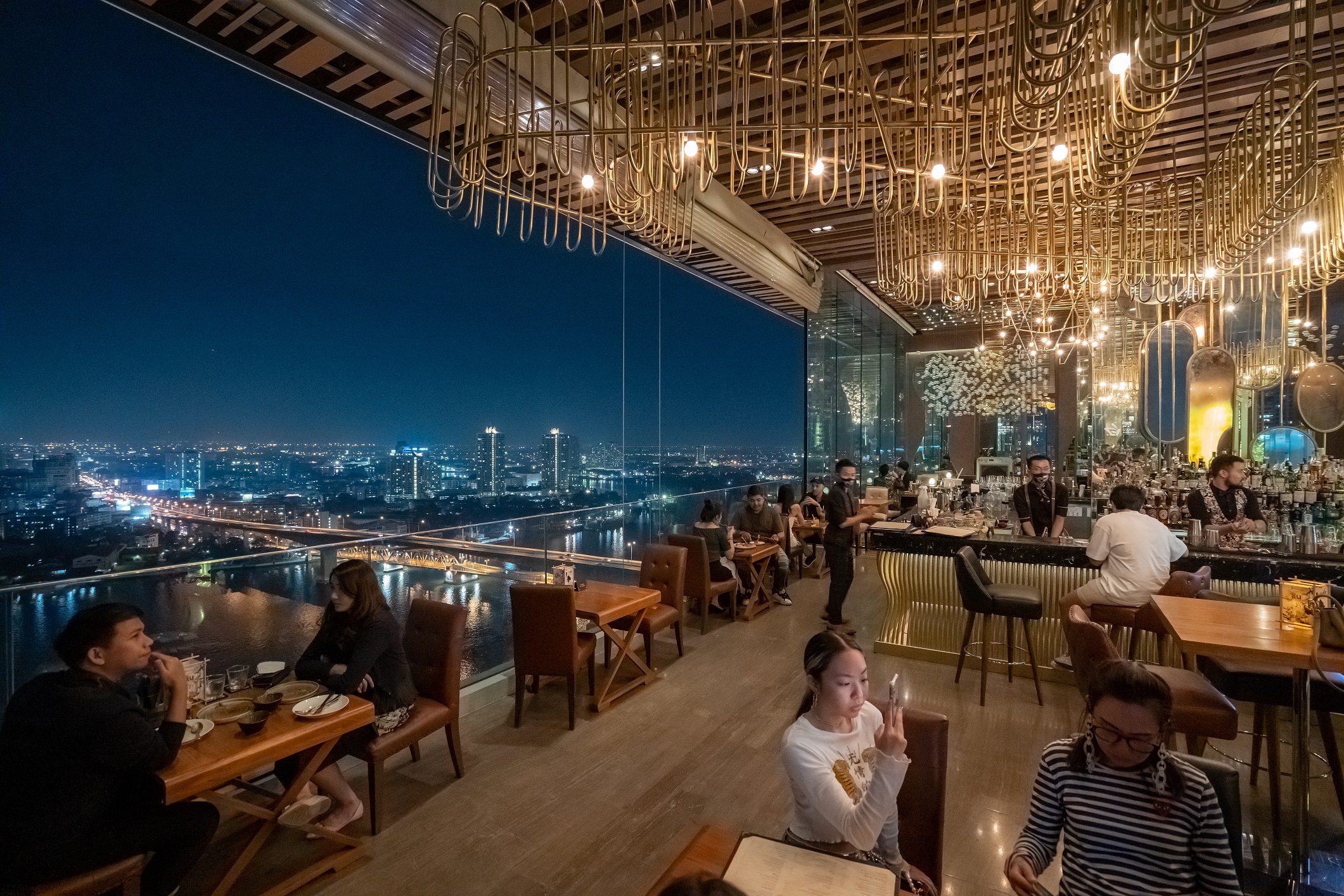 seen restaurant & bar bangkok –